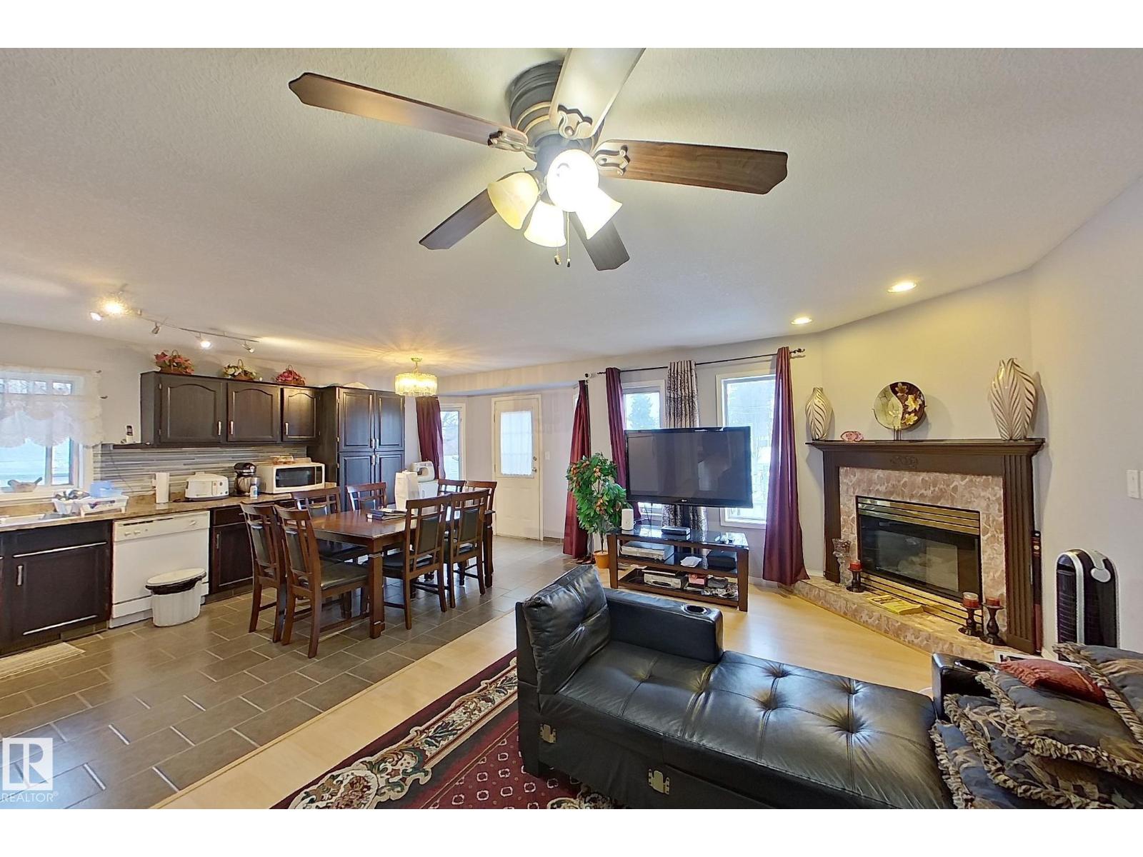 Single Family House Bi-level for Sale in   ST NW Edmonton 