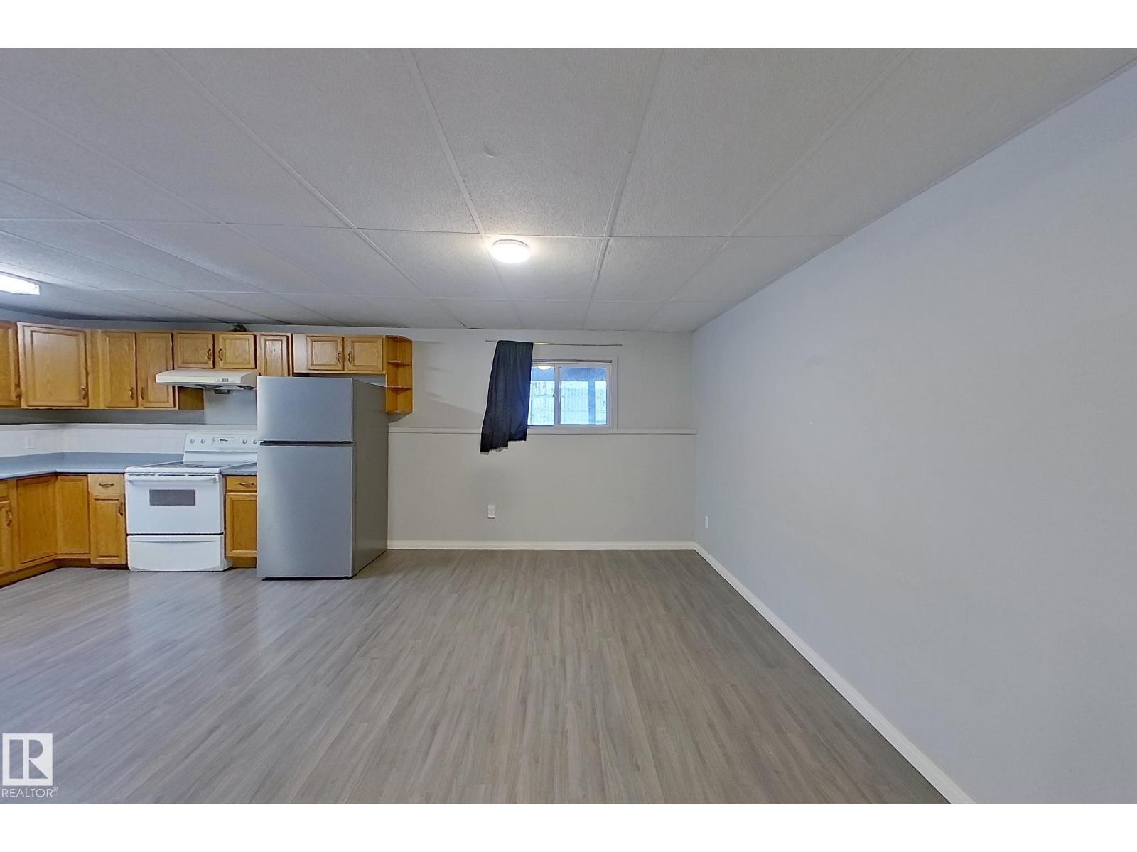 Single Family House Bi-level for Sale in   ST NW Edmonton 