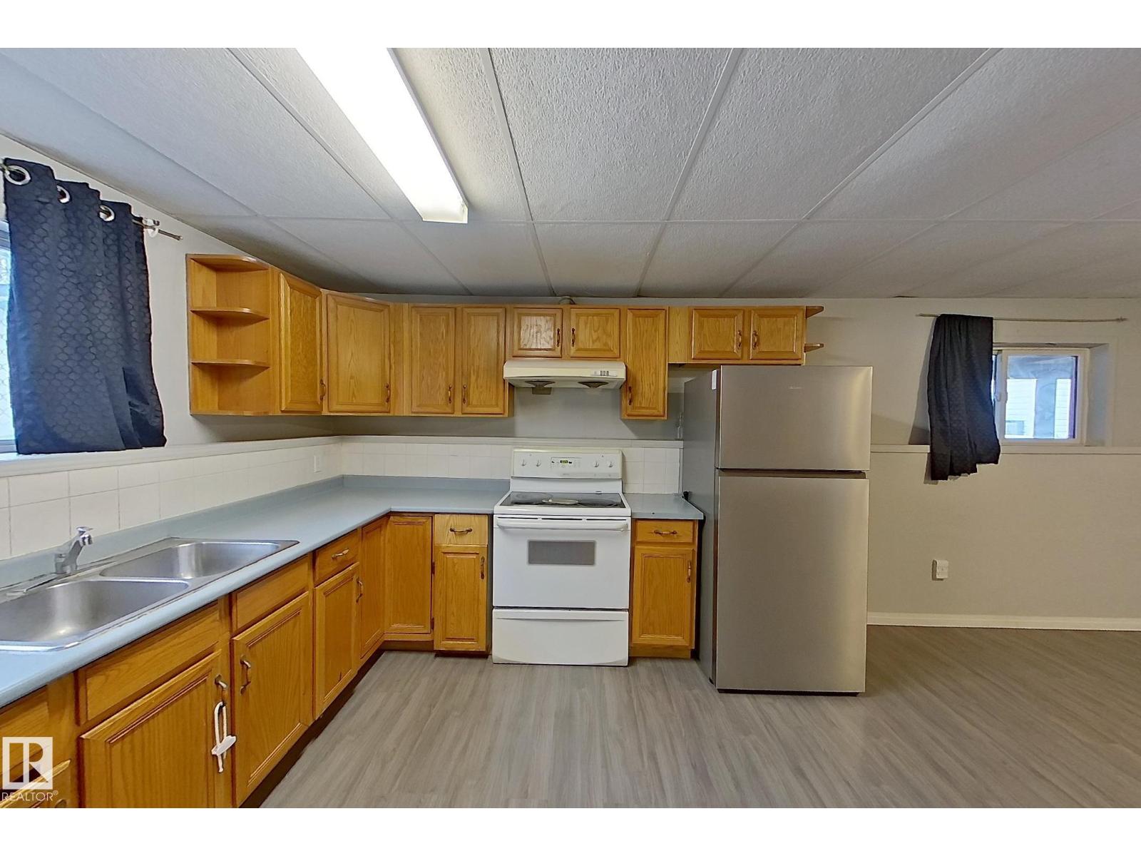 Single Family House Bi-level for Sale in   ST NW Edmonton 