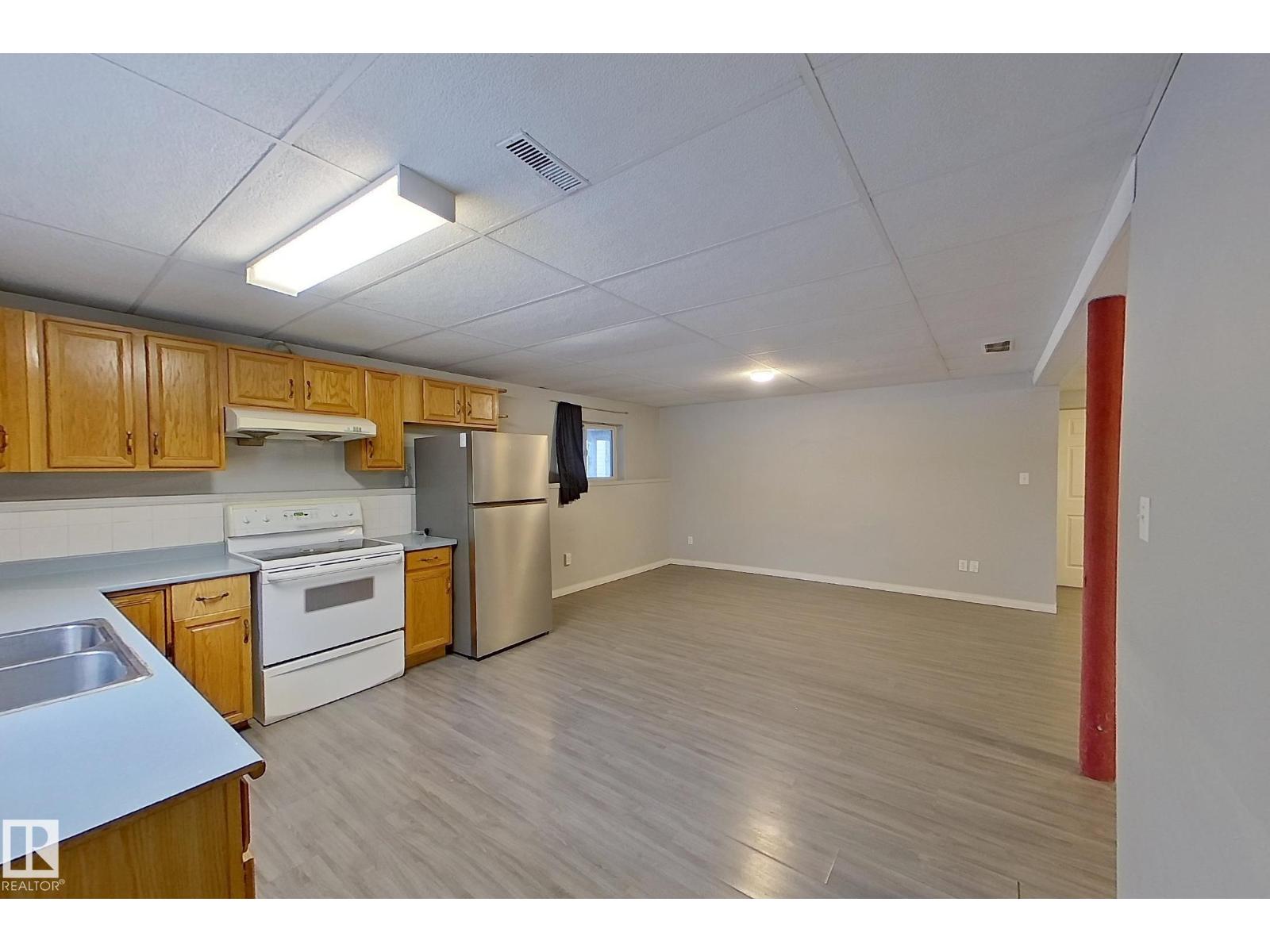 Single Family House Bi-level for Sale in   ST NW Edmonton 