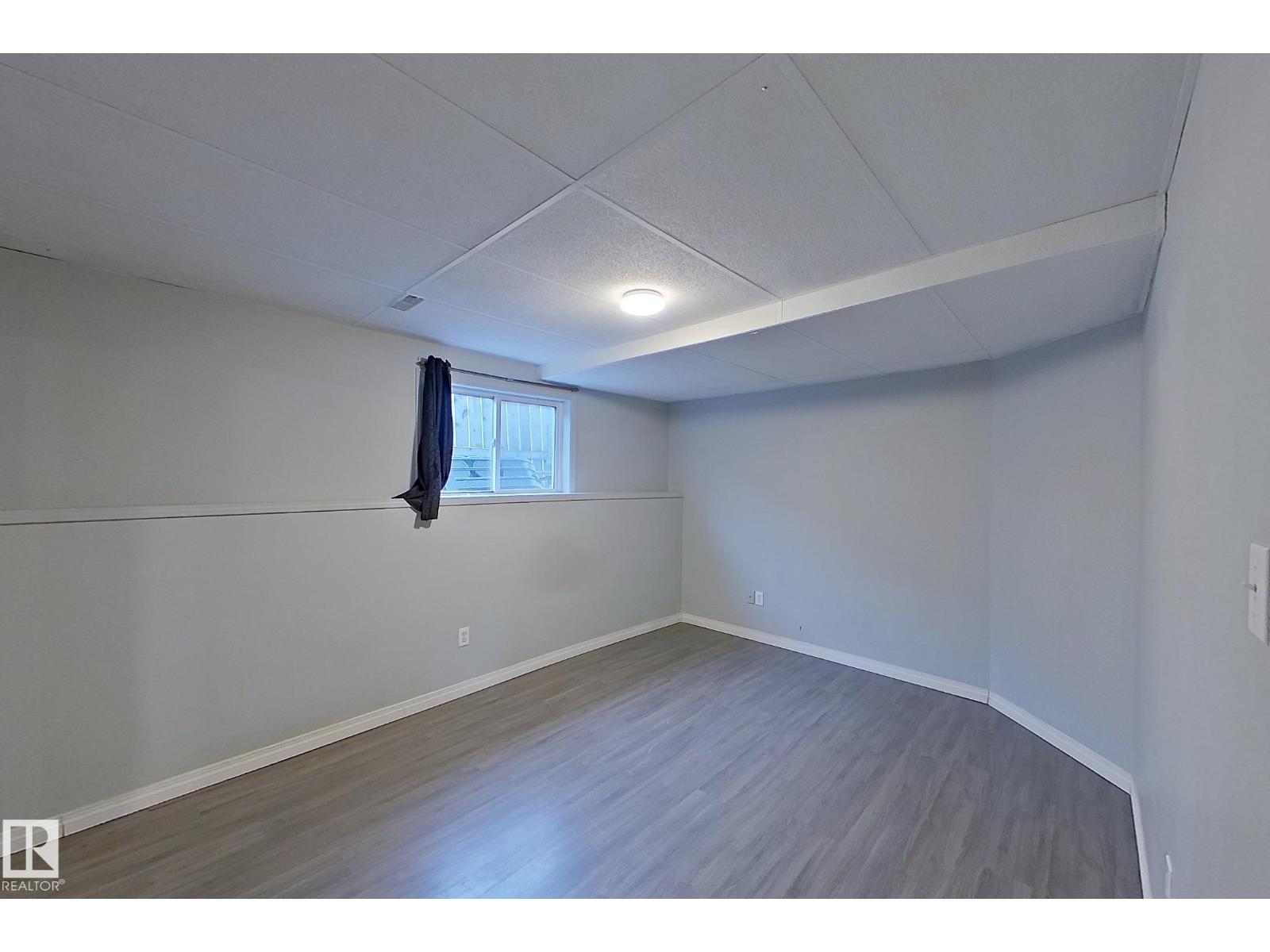 Single Family House Bi-level for Sale in   ST NW Edmonton 