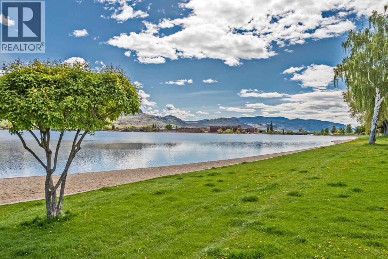 15 PARK Place Unit# 429, Osoyoos