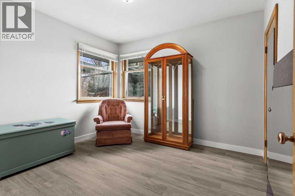 Single Family House Bungalow for Sale in   Avenue NE Renfrew Calgary 