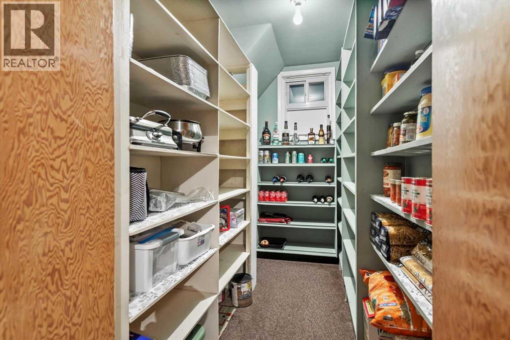 Single Family House Bungalow for Sale in   Avenue NE Renfrew Calgary 