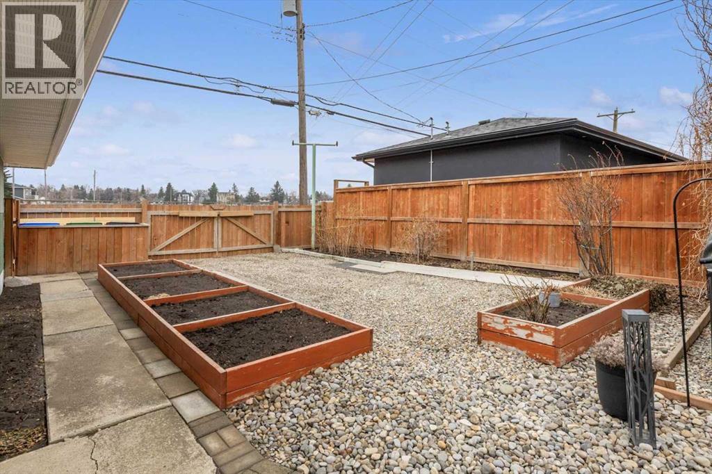 Single Family House Bungalow for Sale in   Avenue NE Renfrew Calgary 