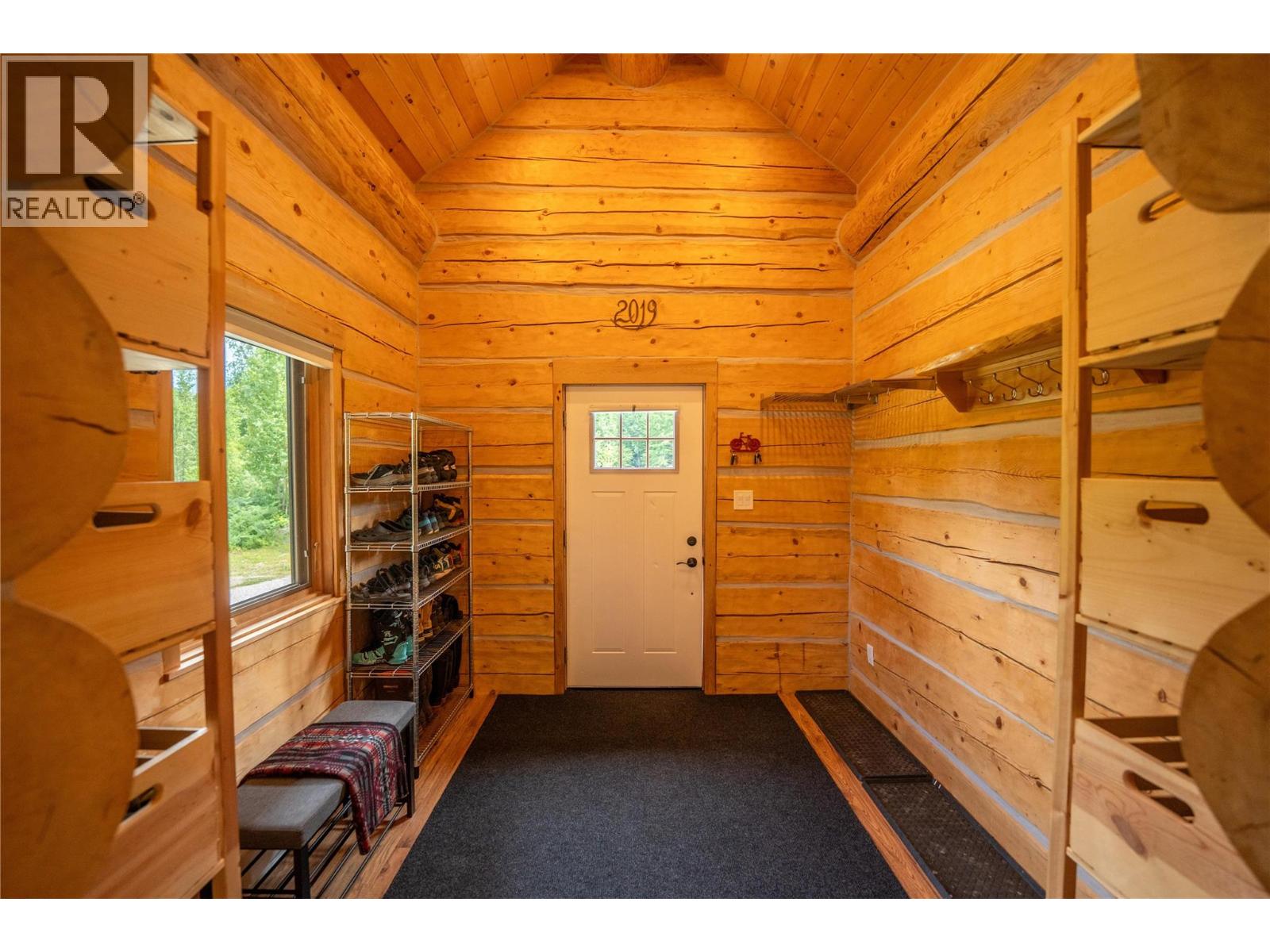 935 Hill Creek Road, Galena Bay