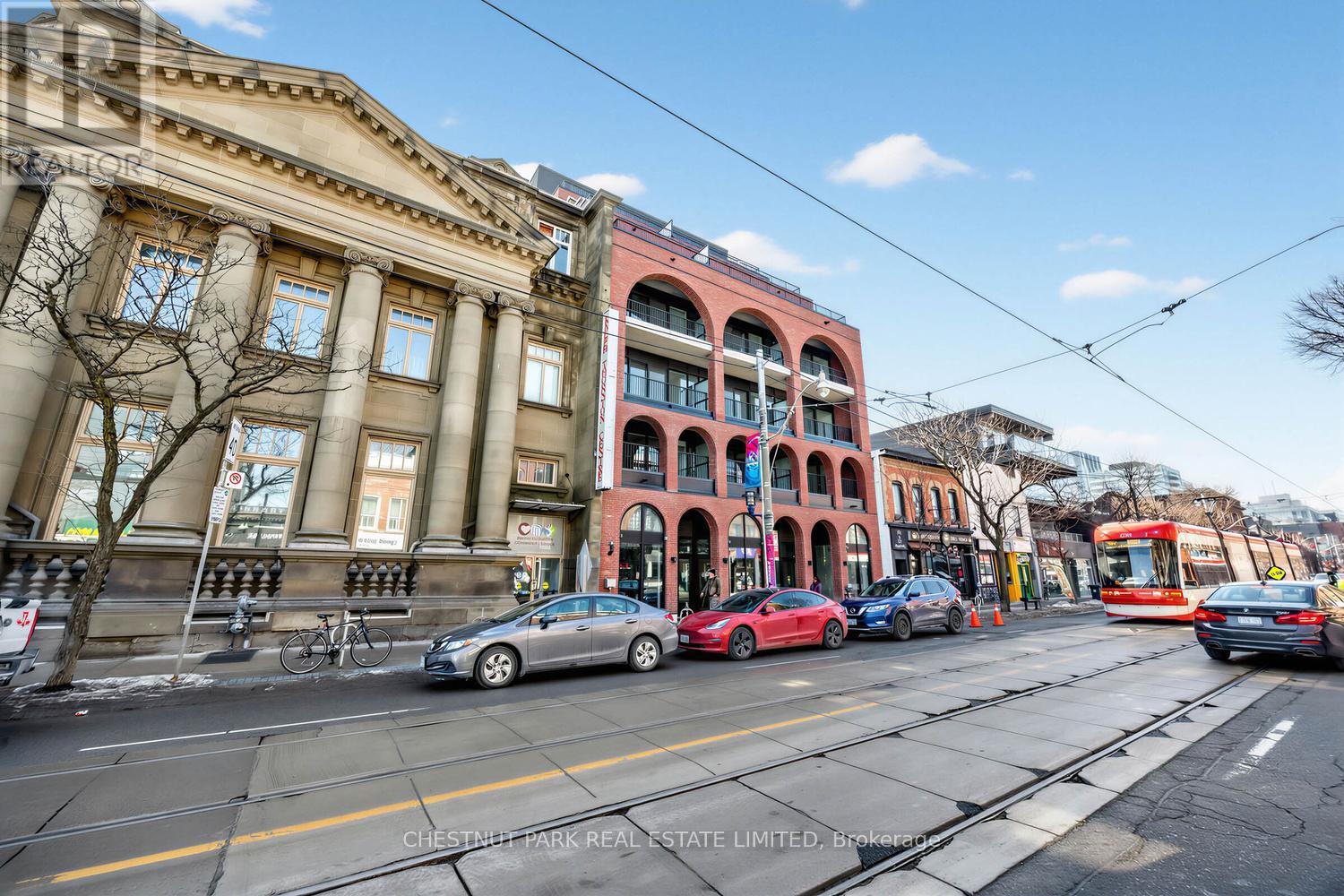Listing photo of PH-1 - 759 QUEEN STREET E