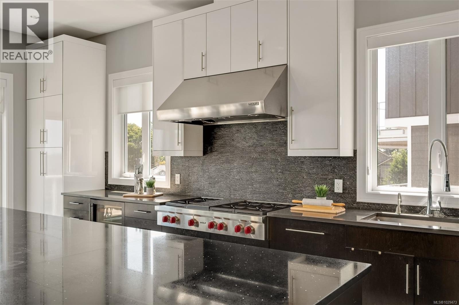 2279 NICKLAUS DR - 21