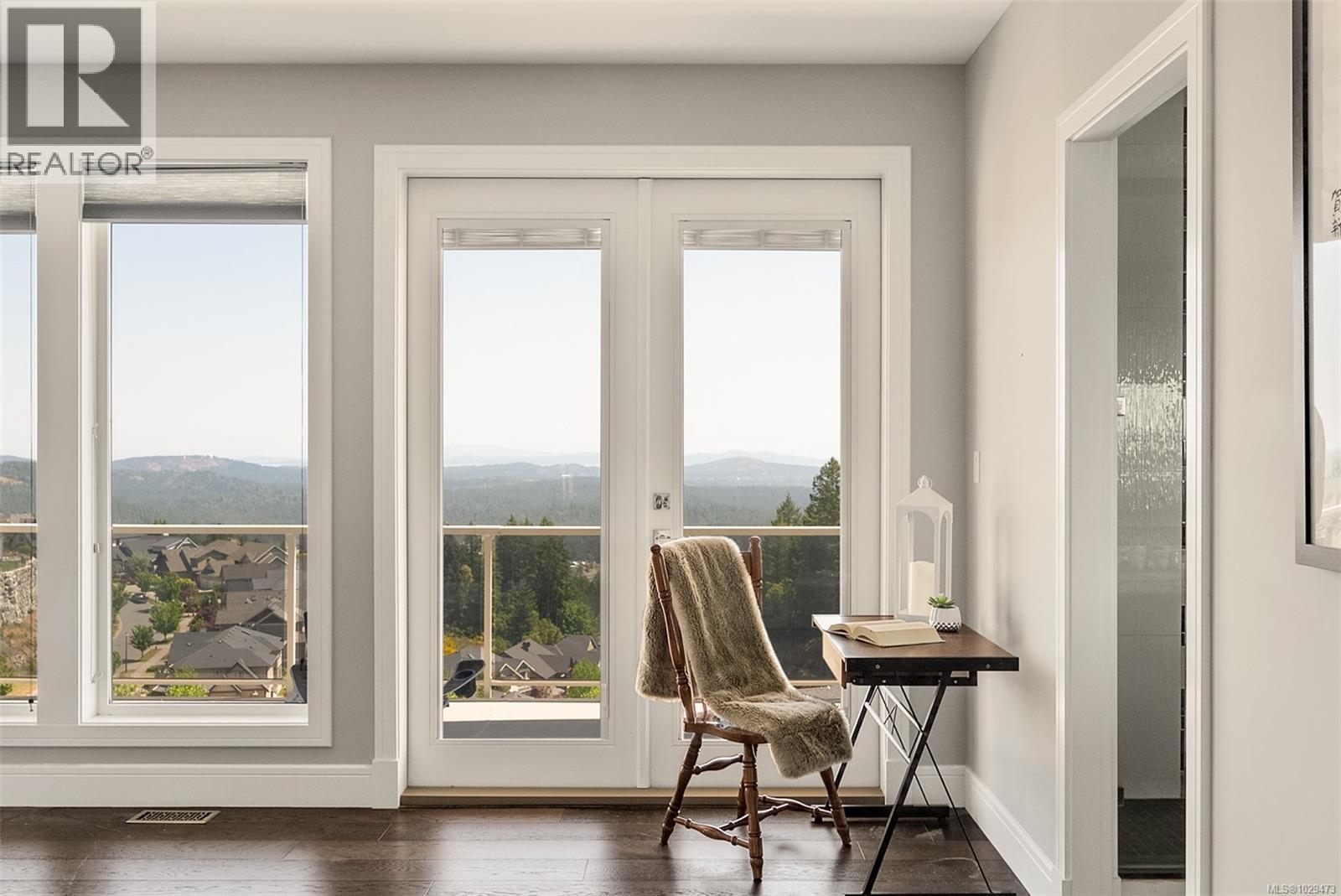 2279 NICKLAUS DR - 30