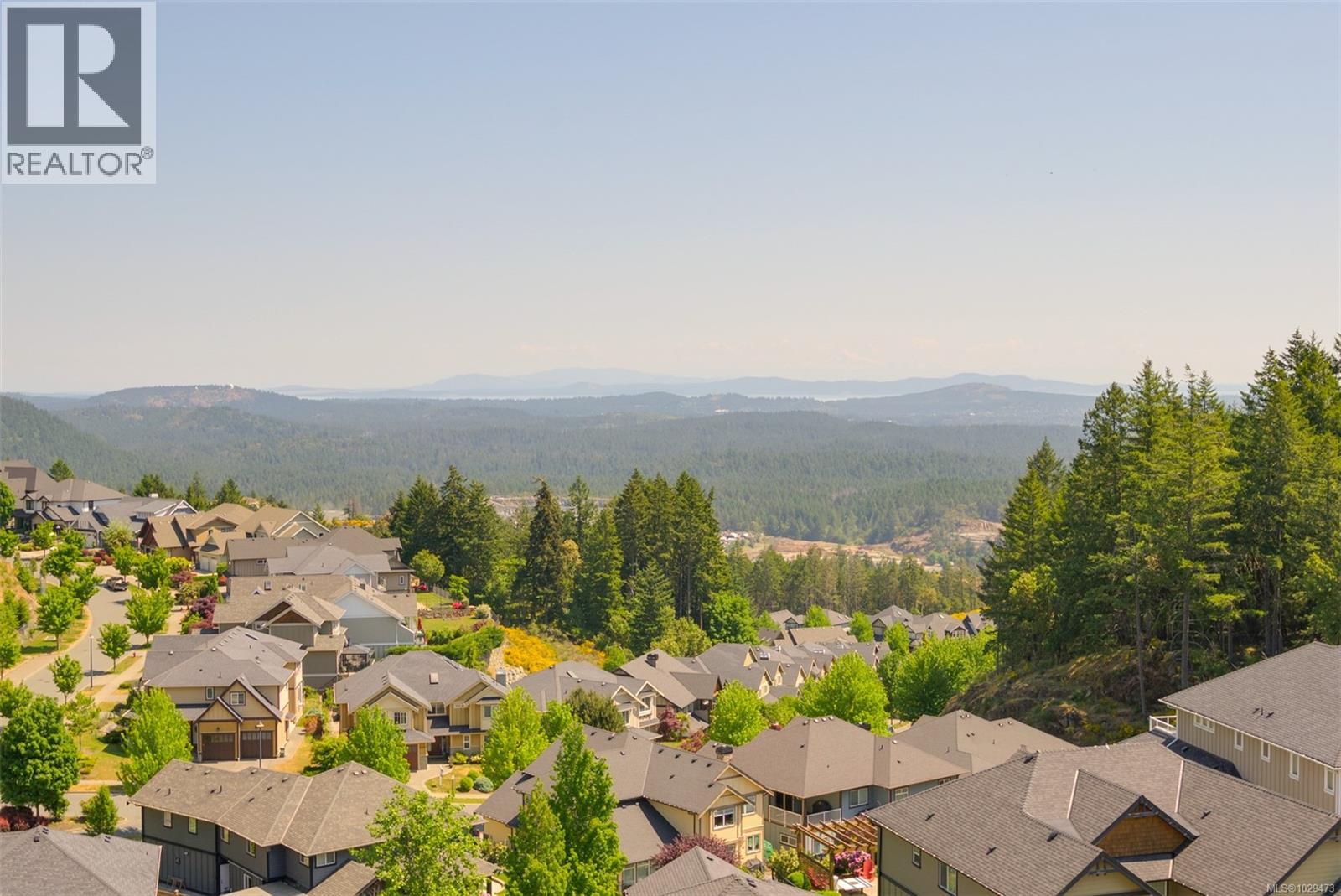 2279 NICKLAUS DR - 35