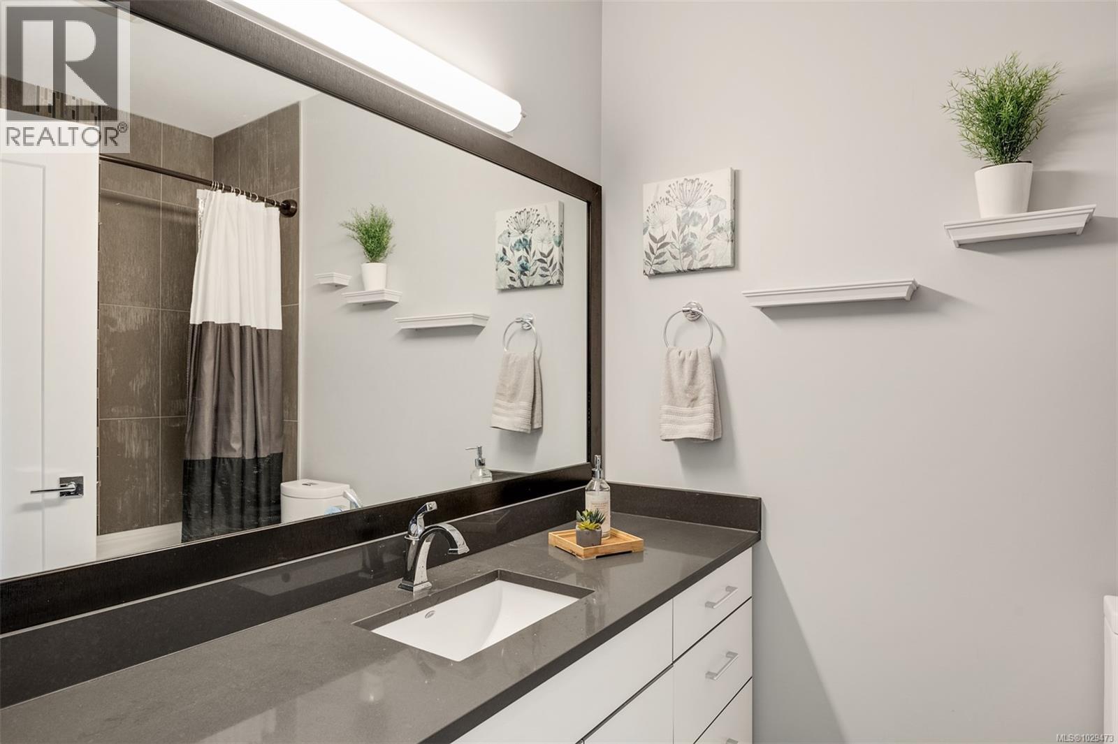 2279 NICKLAUS DR - 52