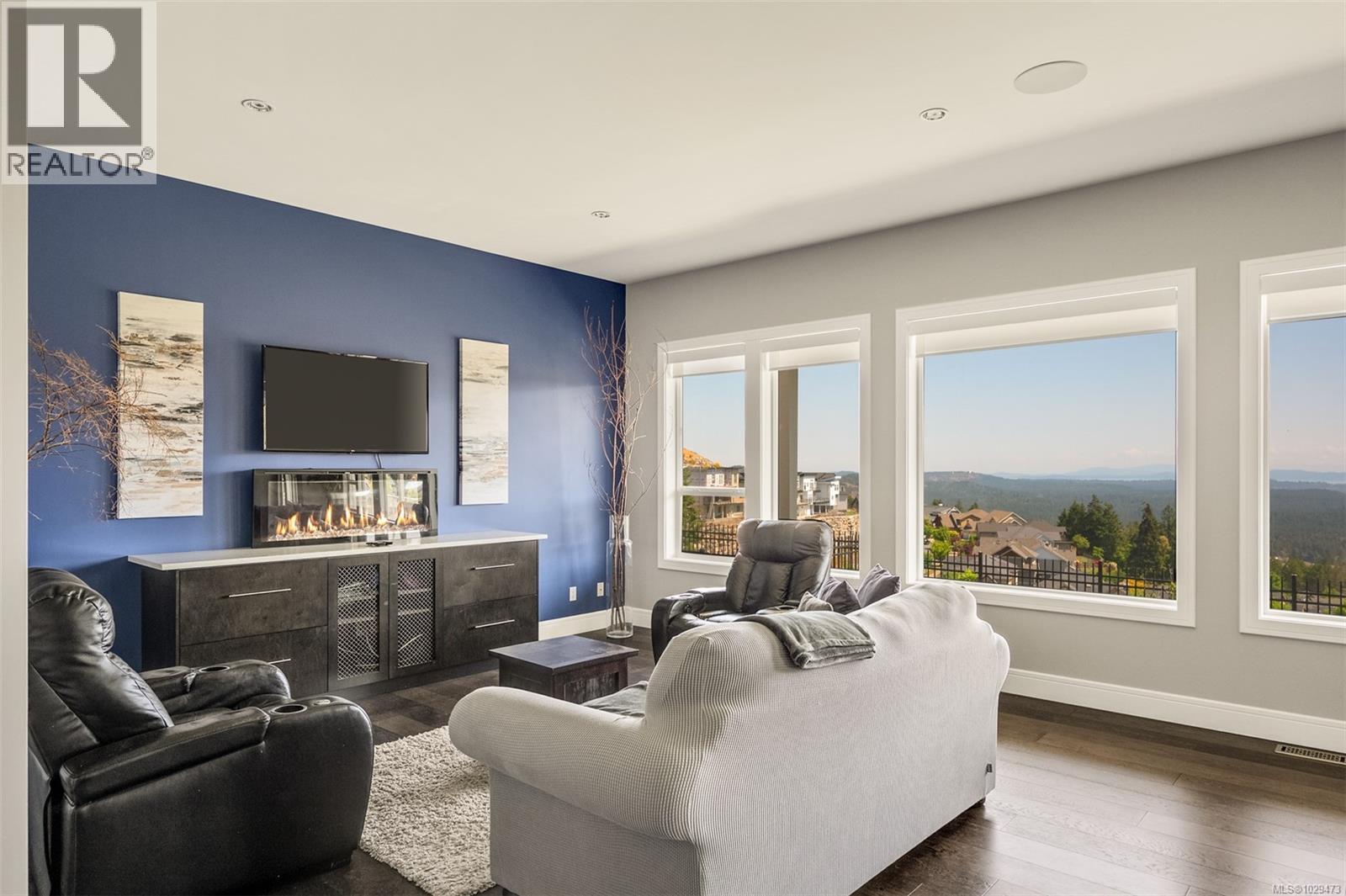 2279 Nicklaus Dr - 55