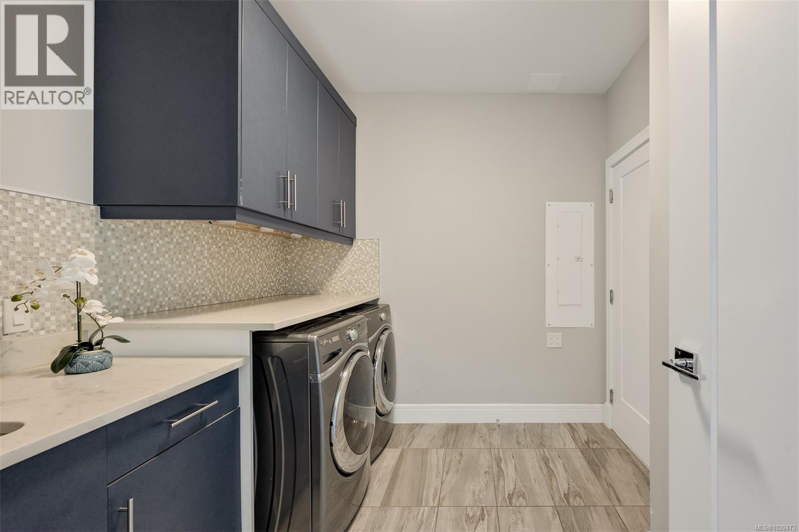 2279 NICKLAUS DR - 69