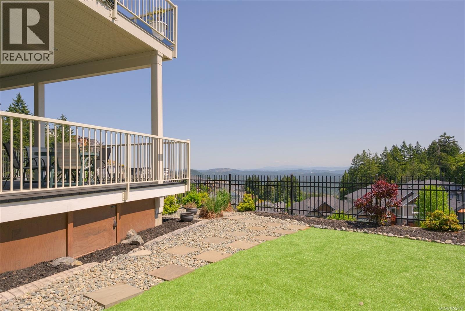 2279 Nicklaus Dr - 81