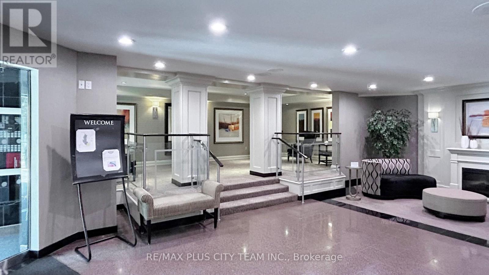 #410 7440 BATHURST STREET - 33
