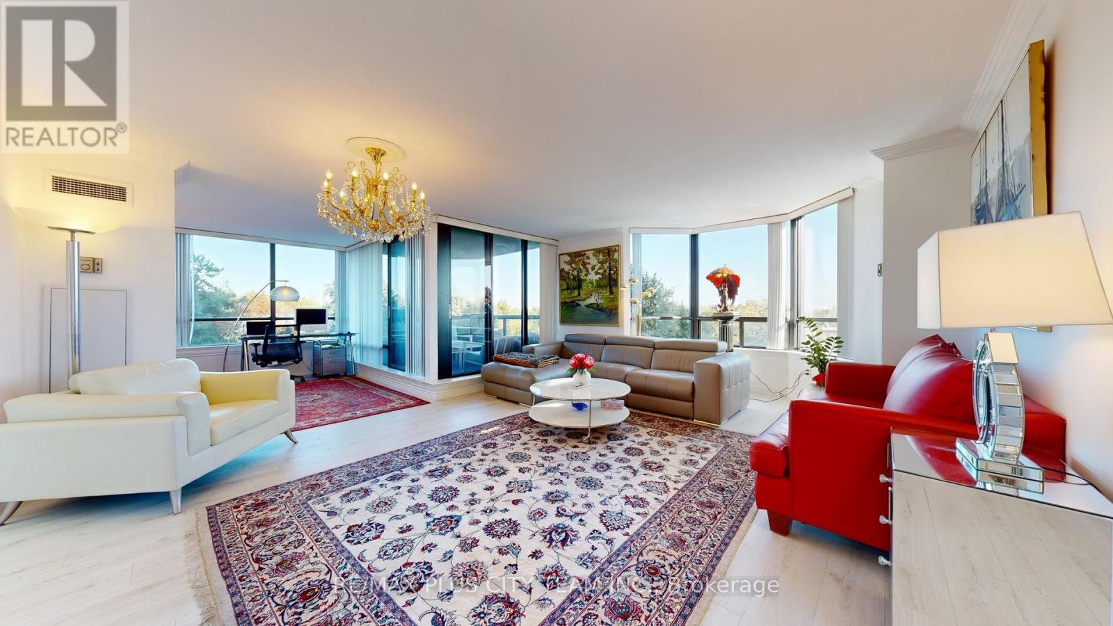 #410 7440 BATHURST STREET - 6