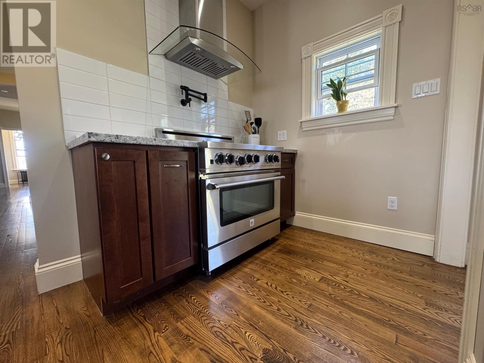 Property 45 of 46 of 21 Fraser Street