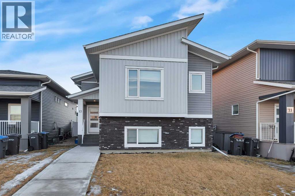 13 Victor Close, Sylvan Lake