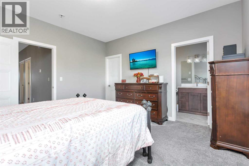 13 Victor Close, Sylvan Lake