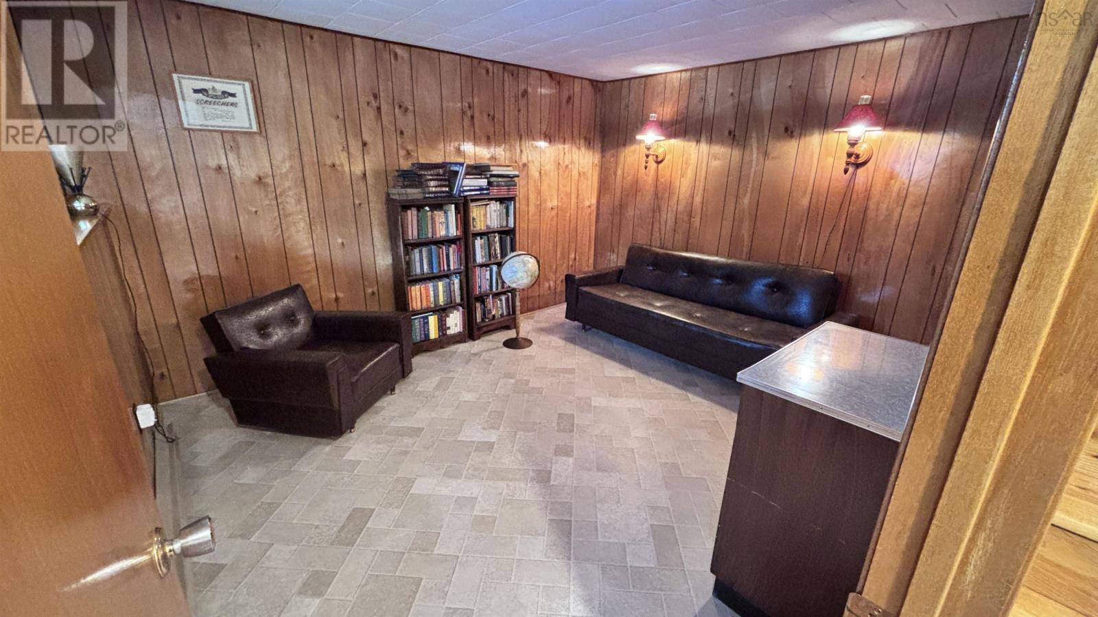 Property 25 of 46 of 982 PICTOU Road