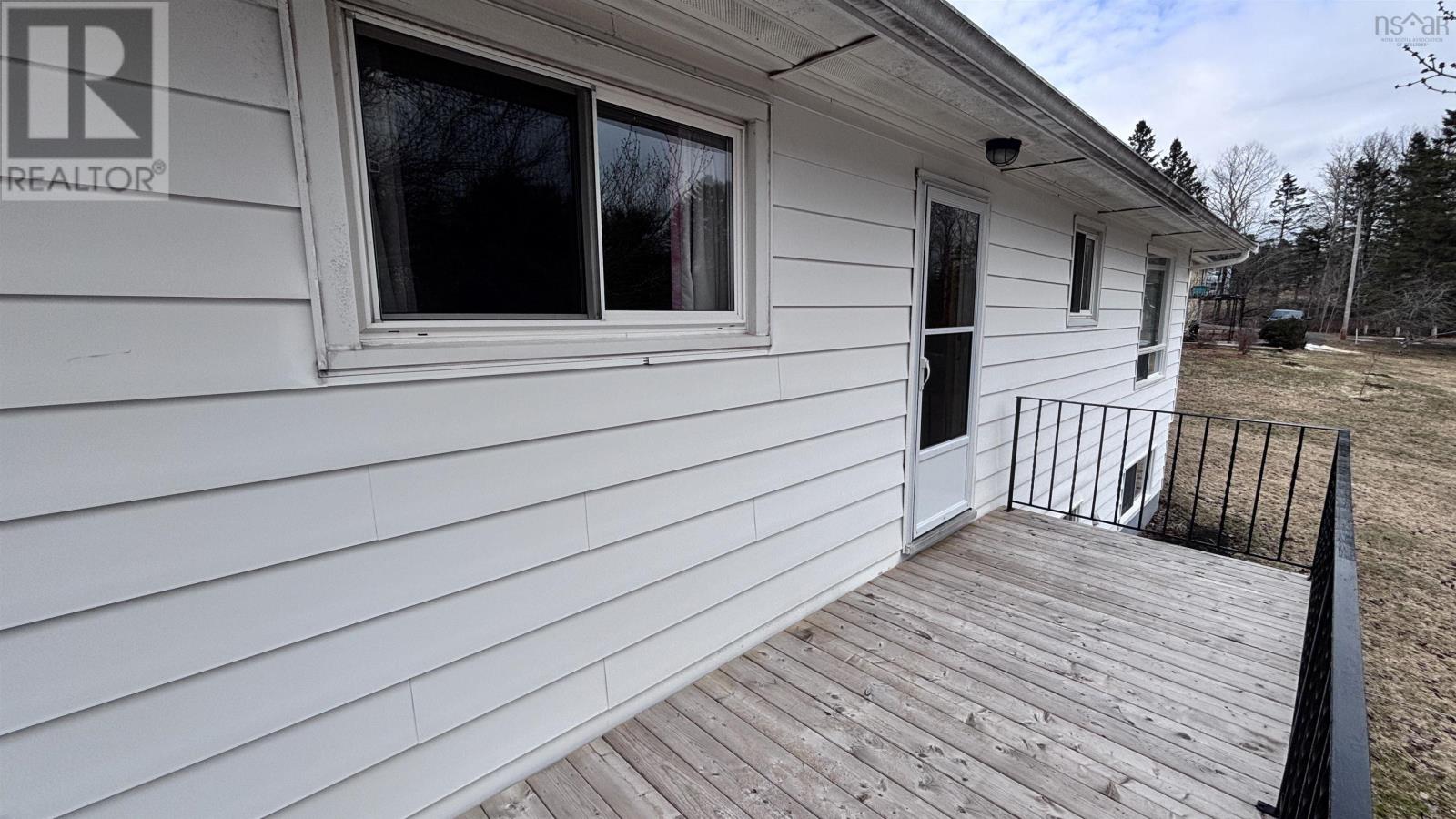 Property 14 of 46 of 982 PICTOU Road