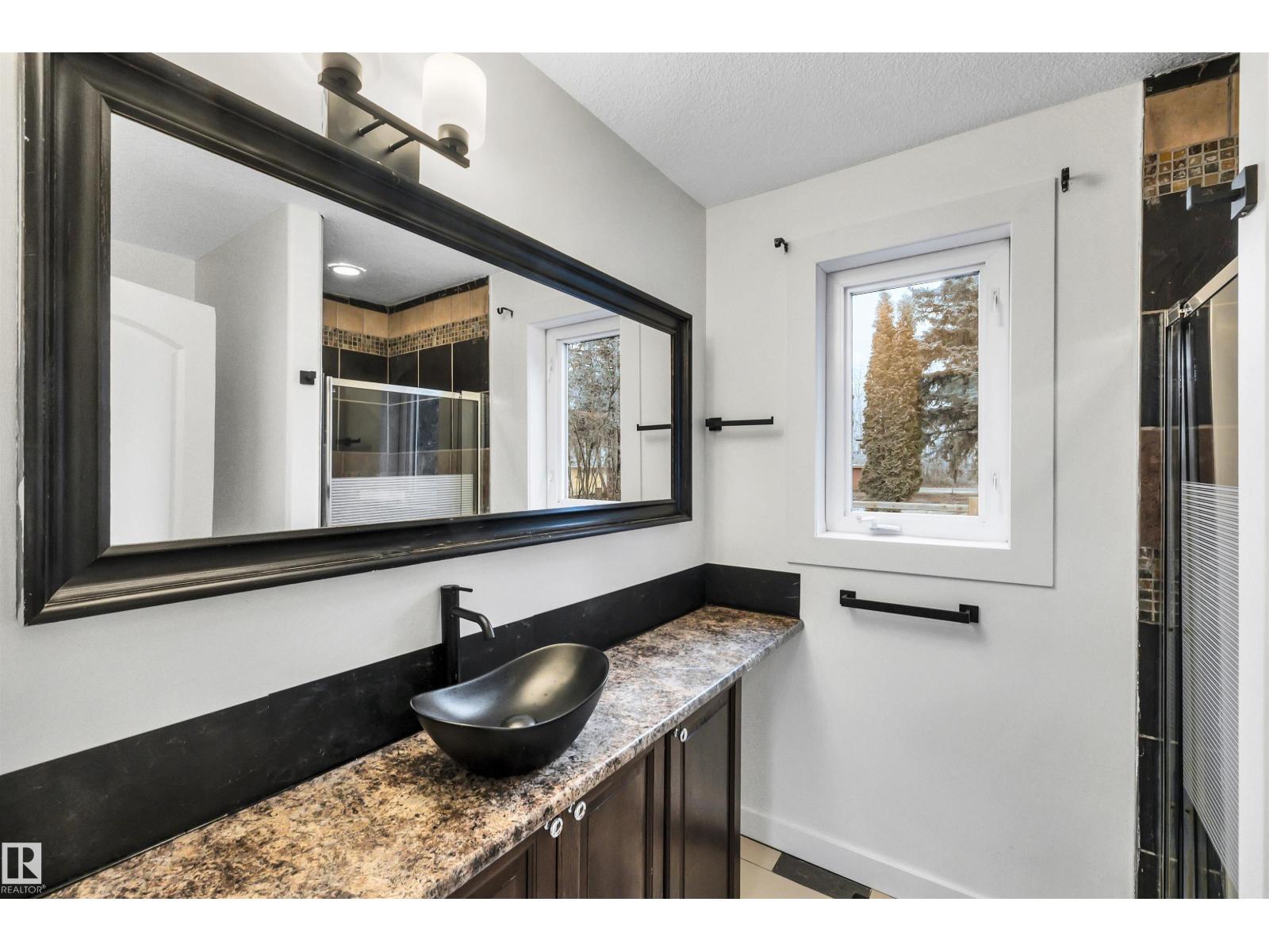 
          5220 47A AV
            <br/>
            <span>Rural Lac Ste. Anne County</span>
            , 
            <span>AB</span>
             <span>T0E0A0</span>
         - Photo 19