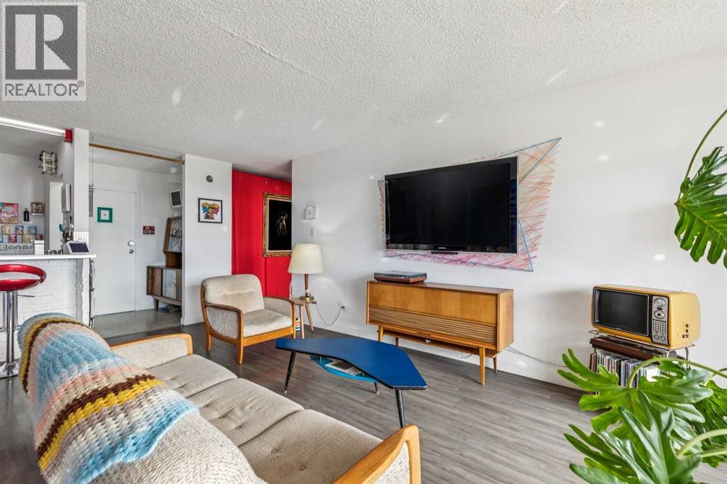 Single Family House for Sale in    Avenue SE Downtown Commercial Core Calgary 