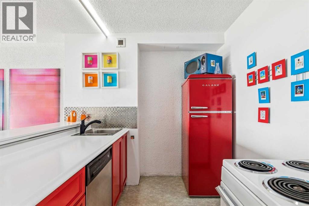 Single Family House for Sale in    Avenue SE Downtown Commercial Core Calgary 