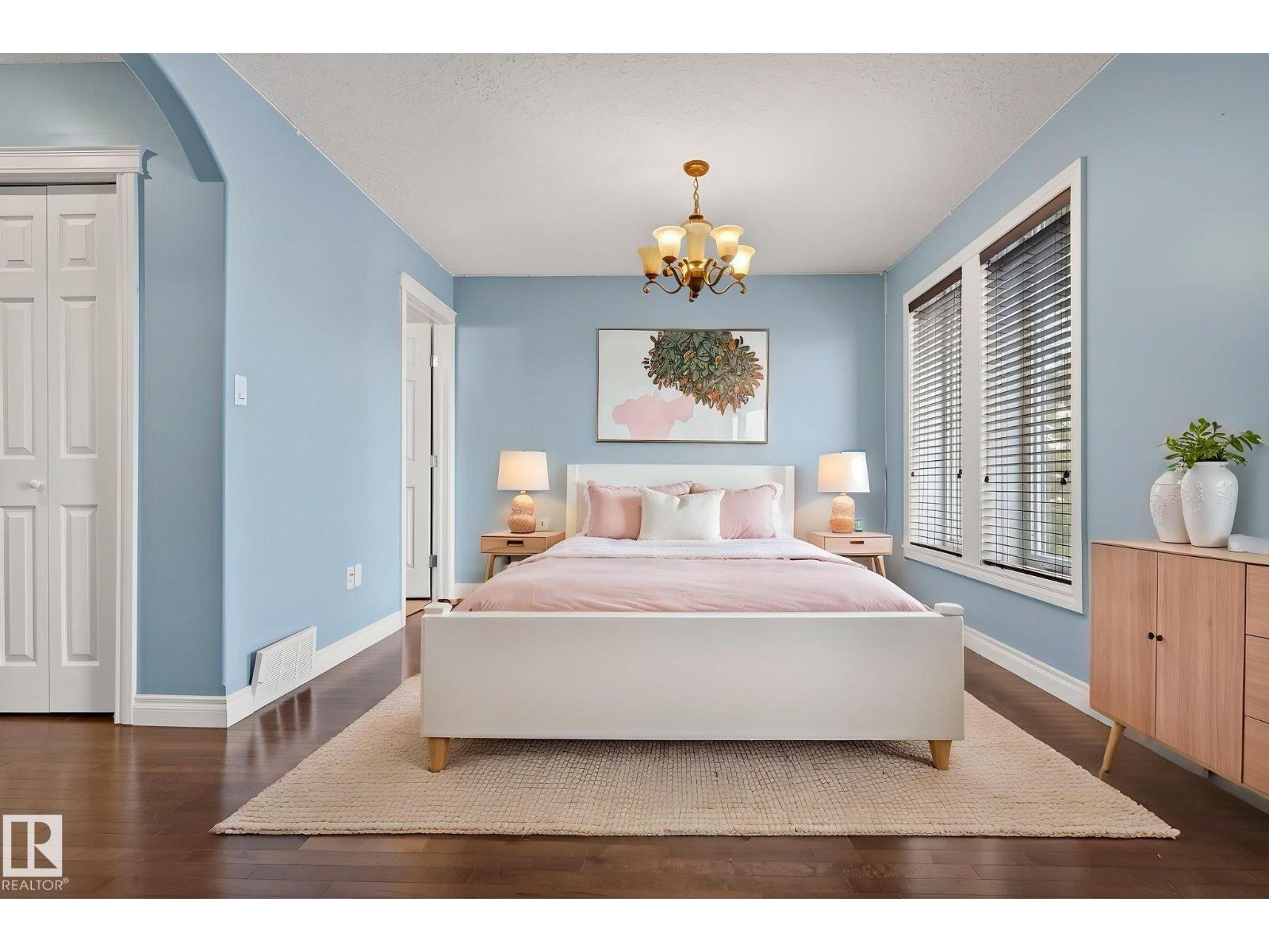10418 69 AV NW - 18