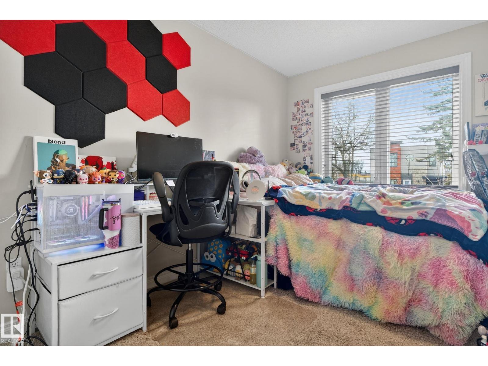 10418 69 AV NW - 22