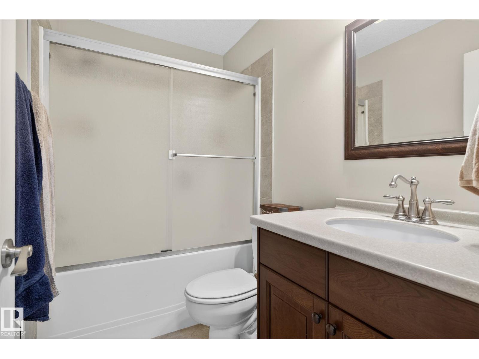 10418 69 AV NW - 25