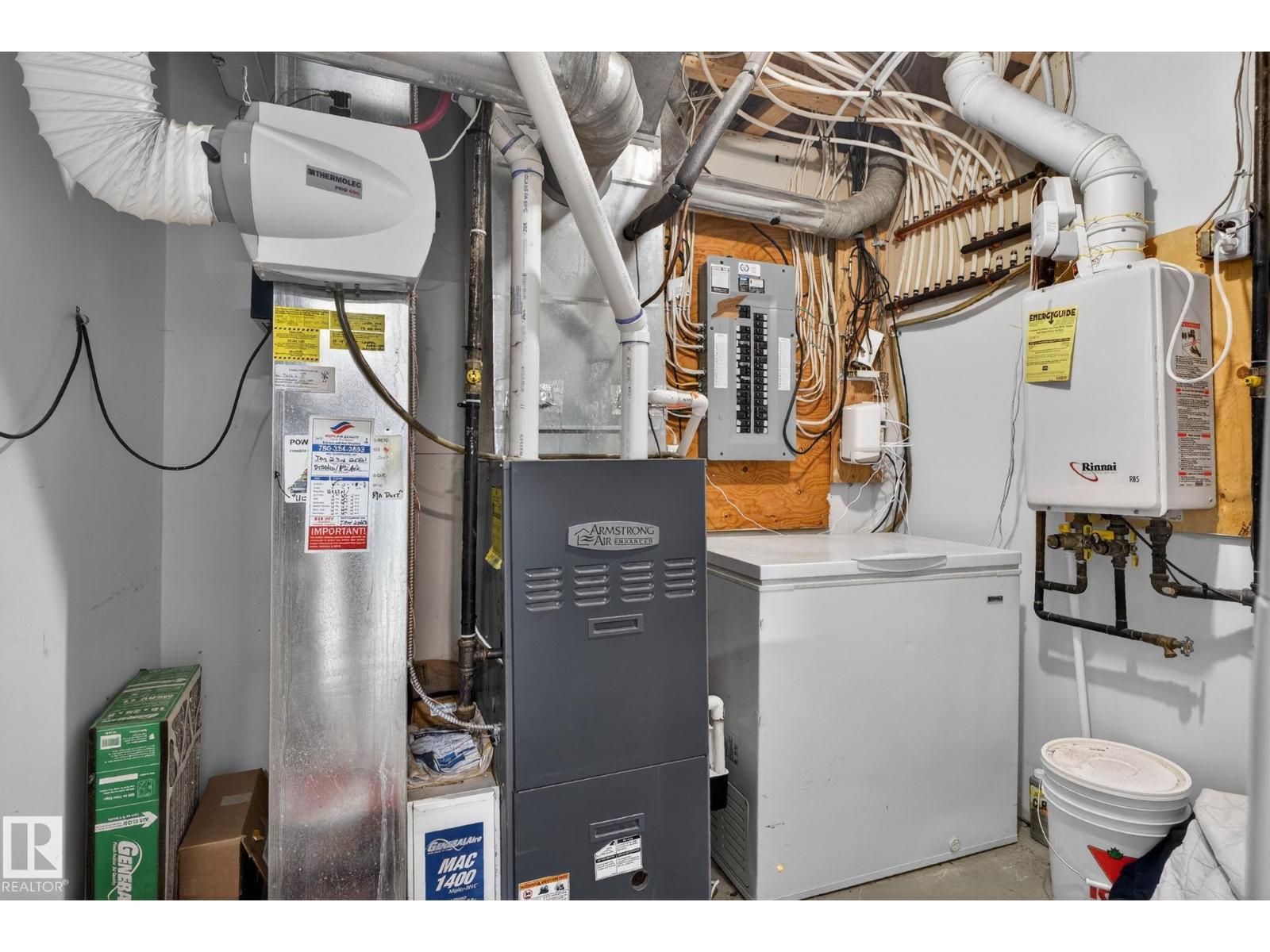 
          10418 69 AV NW
            <br/>
            <span>Edmonton</span>
            , 
            <span>AB</span>
             <span>T6H2C3</span>
         - Photo 37