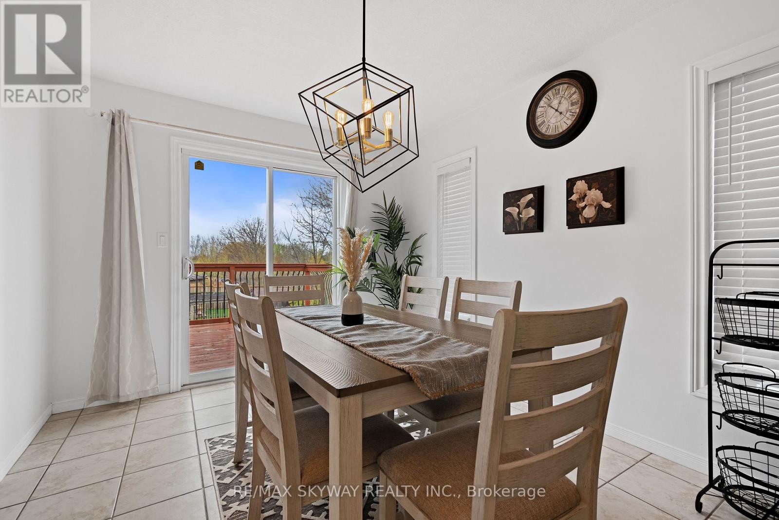116 SEVERN DRIVE - 11