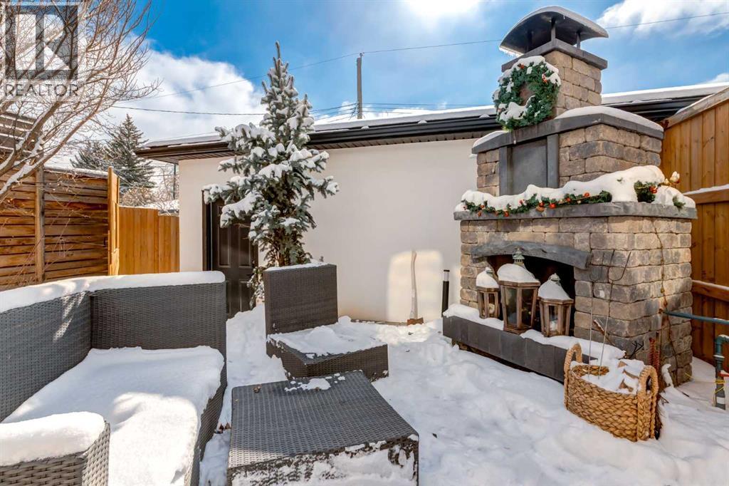 Single Family House for Sale in   Avenue SW North Glenmore Park Calgary 