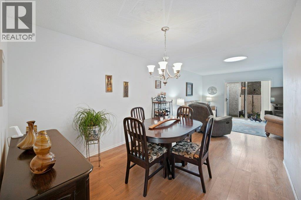 #12 115 REDWING Place - 12
