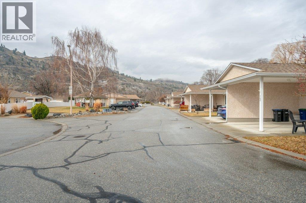 #12 115 REDWING Place - 46