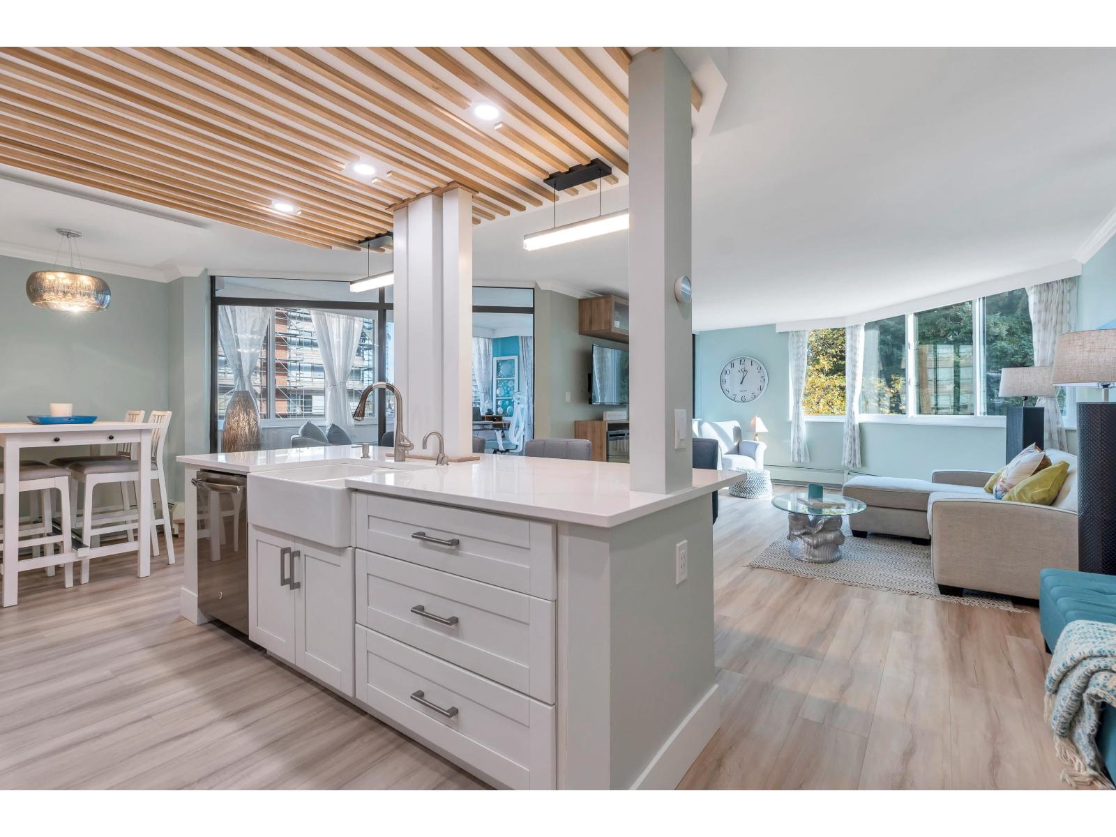 402 1480 FOSTER Street - photo 2