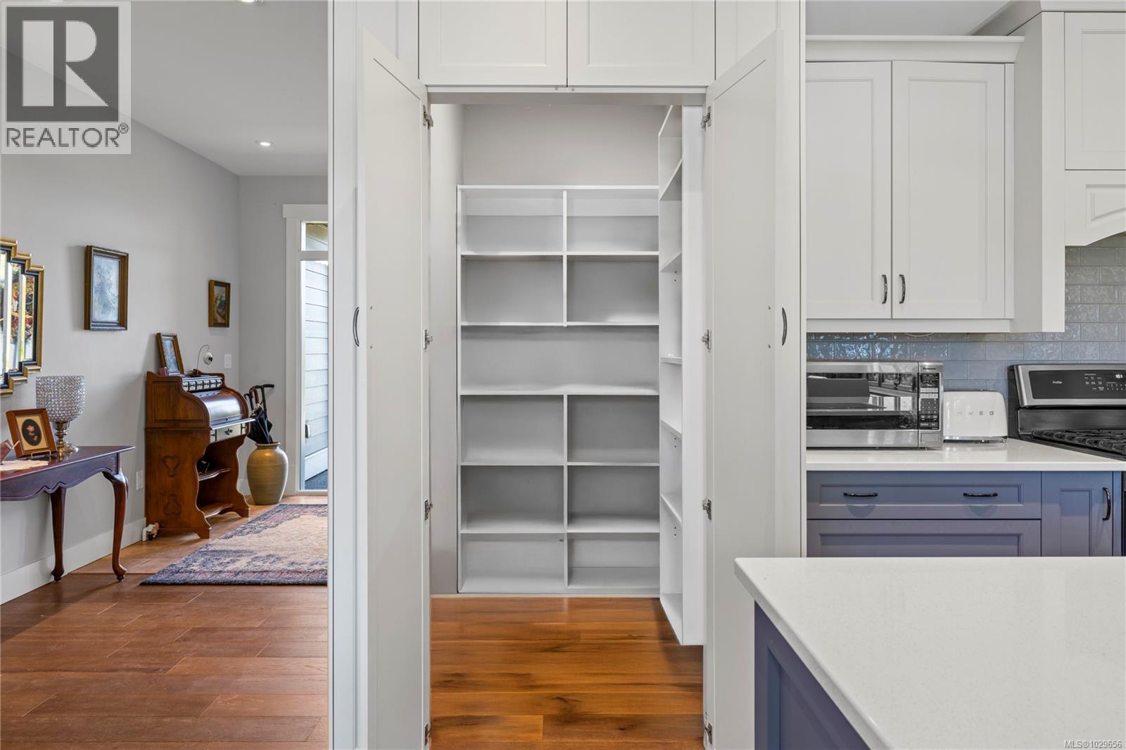 939 Virginia Rd - 31