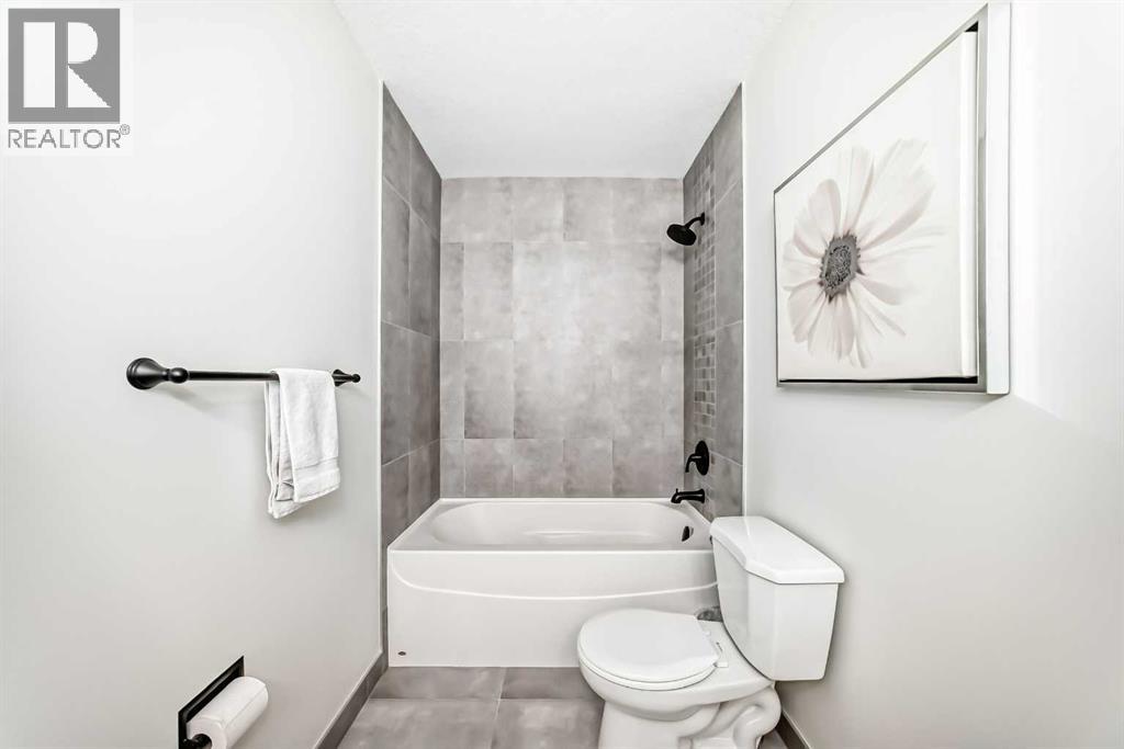 Single Family House for Sale in  Canterbury Court SW Canyon Meadows Calgary 