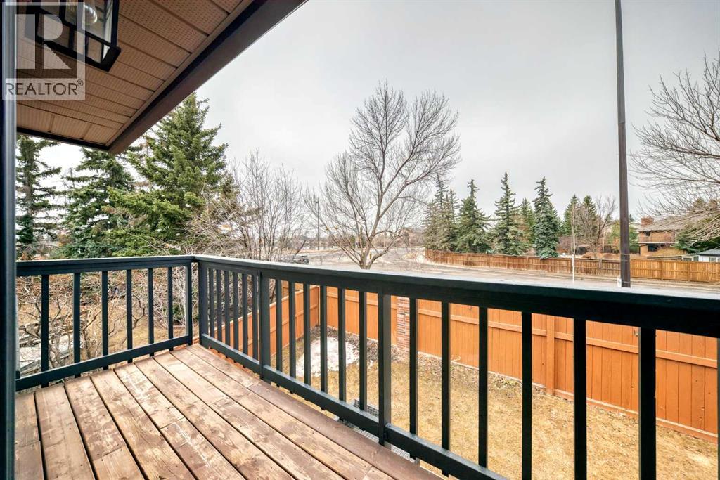 Single Family House for Sale in  Canterbury Court SW Canyon Meadows Calgary 