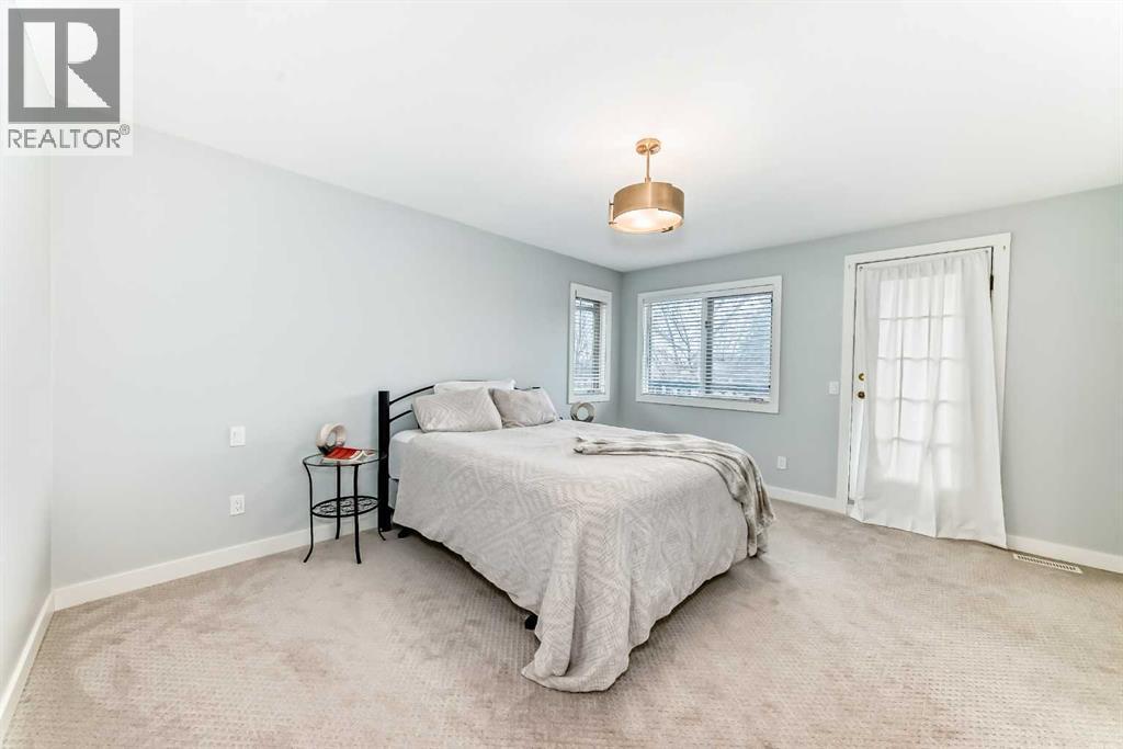 Single Family House for Sale in  Canterbury Court SW Canyon Meadows Calgary 