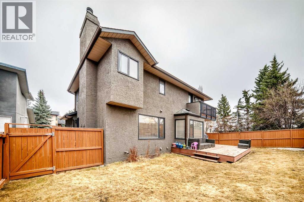 Single Family House for Sale in  Canterbury Court SW Canyon Meadows Calgary 