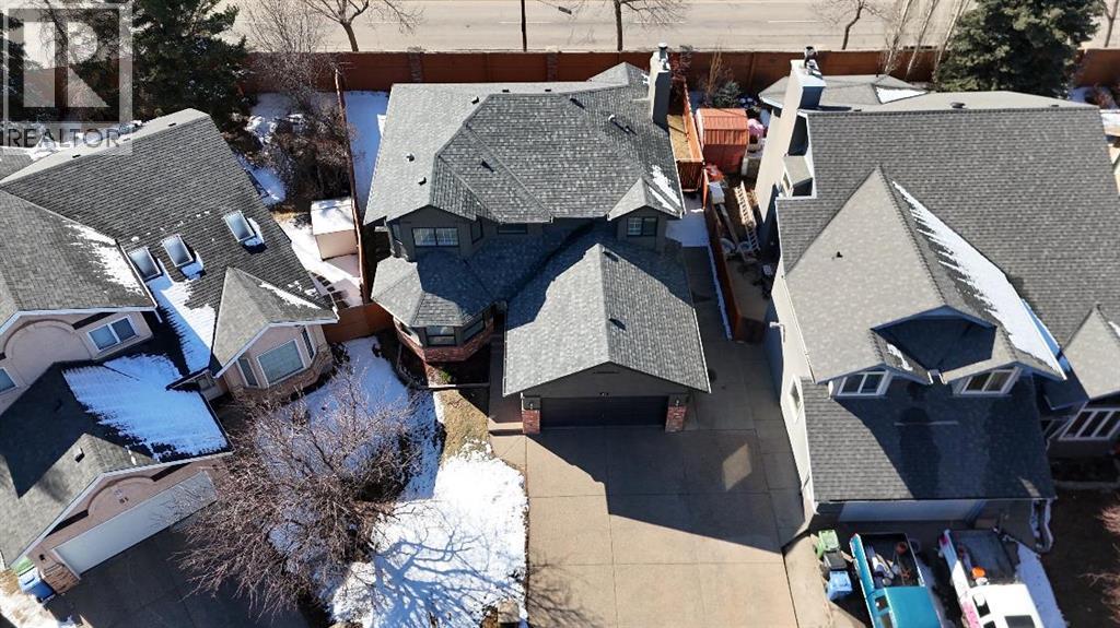 Single Family House for Sale in  Canterbury Court SW Canyon Meadows Calgary 