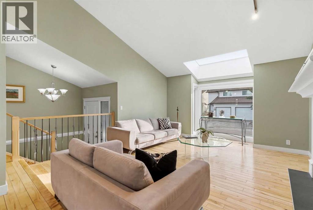 Single Family House Bi-level for Sale in   Street SW Cedarbrae Calgary 