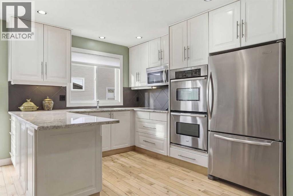 Single Family House Bi-level for Sale in   Street SW Cedarbrae Calgary 