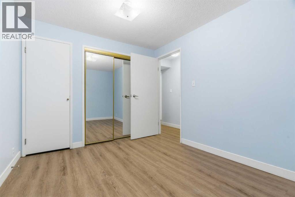 11219 27 Street SW, Calgary, Alberta