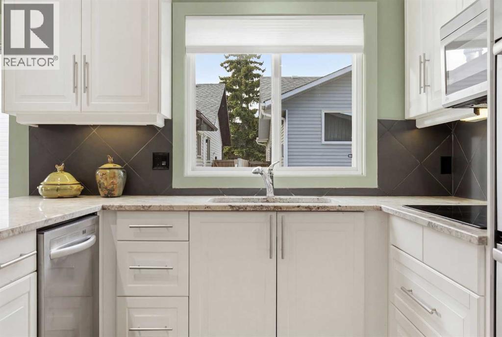 Single Family House Bi-level for Sale in   Street SW Cedarbrae Calgary 