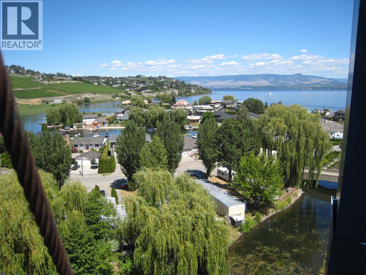  1375 Green Bay Road, West Kelowna