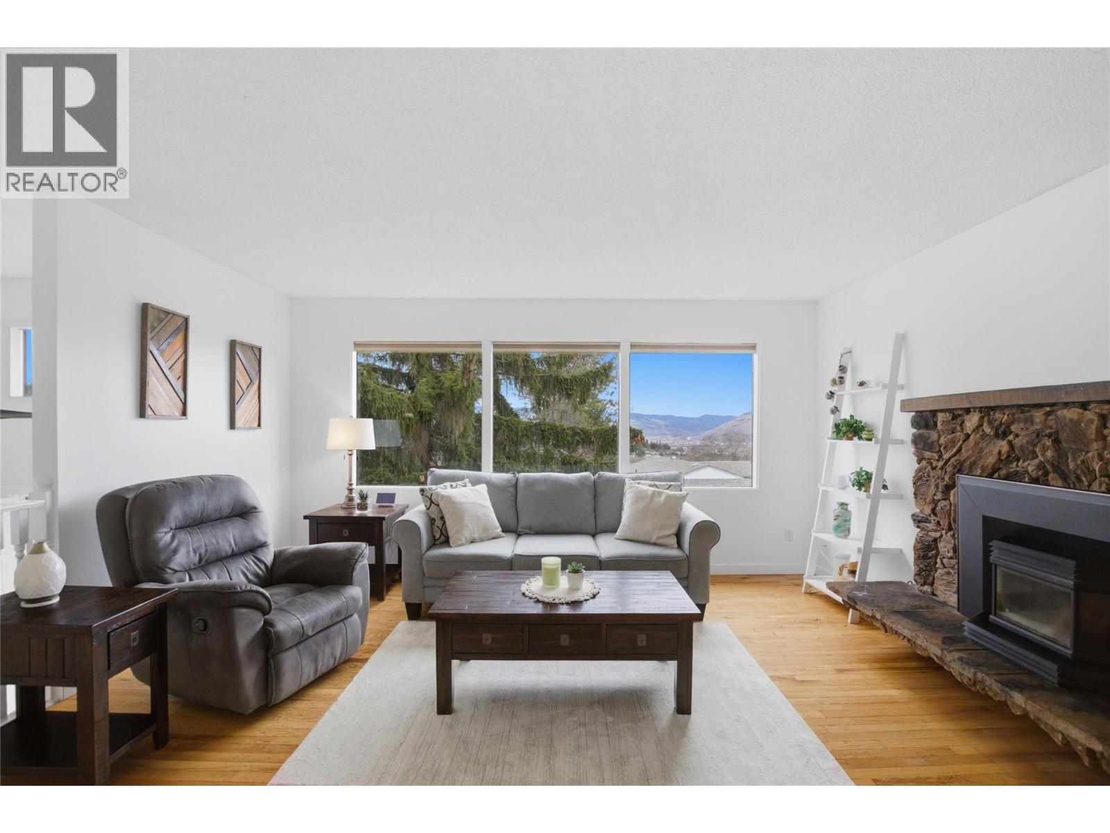  299 GORDONHORN Crescent, Kamloops