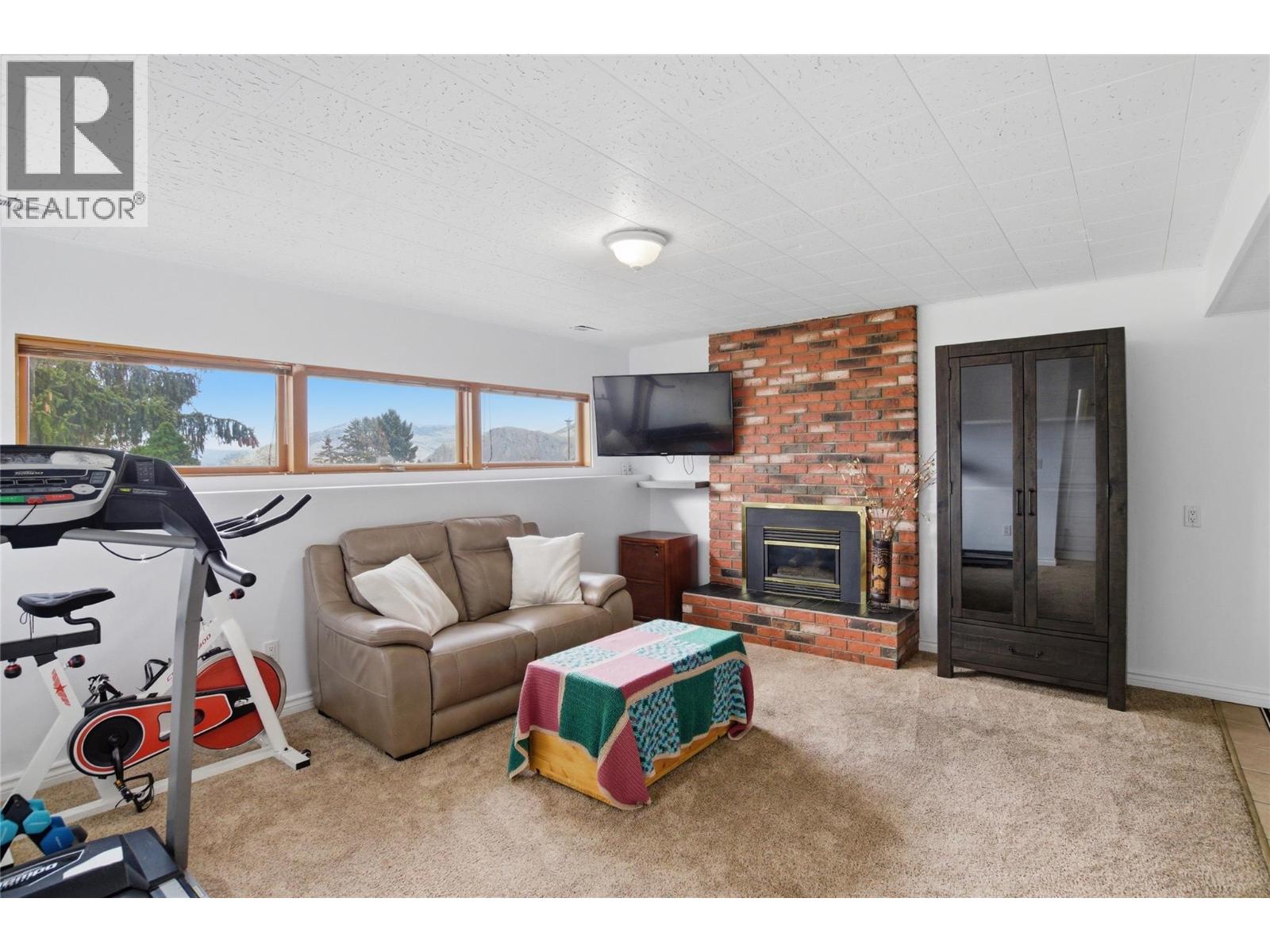  299 GORDONHORN Crescent, Kamloops